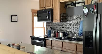 Sunny, new centrally located condo!