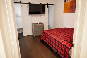 3 chambres, fer et planche à repasser, Wi-Fi gratuit, draps fournis