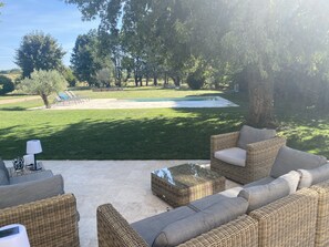 A heated pool - Domaine des Oliviers House with swimming pool (Saint-Savin)