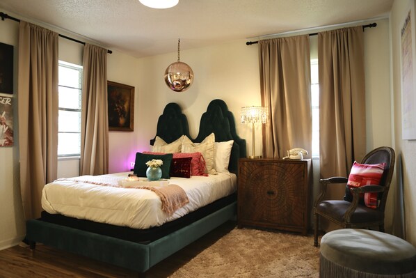 3 quartos, Wi-Fi de cortesia, roupa de cama