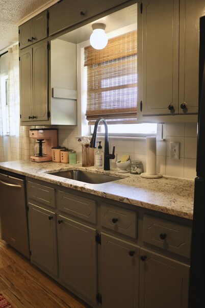 Recently updated home a few minutes from historic downtown Hico!