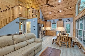 Smart TV, fireplace, video games, table tennis