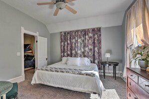 2 bedrooms, iron/ironing board, travel crib, internet