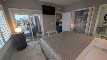 3 chambres, fer et planche à repasser, accès au Wi-Fi (inclus)