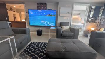 3 chambres, fer et planche à repasser, accès au Wi-Fi (inclus)