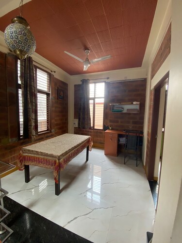 HSR PRIVATE DELUX ROOMS BLR