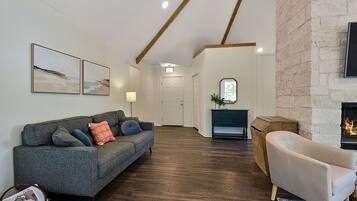 Smart TV, fireplace, video games