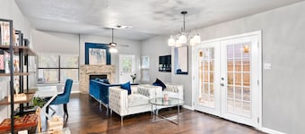 Outdoor movie Sea World Lackland AFB Family House