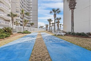 Property grounds - White Sands and Good Times (Orange Beach)