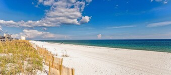 Two master suites and a bunk room. Come get sandy with us!
