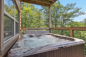 Bain à remous extérieur