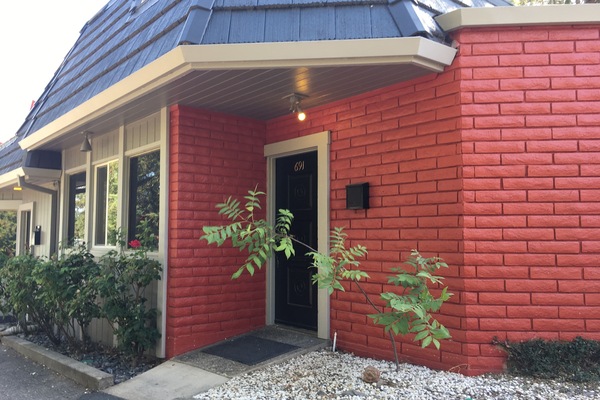 Star Dome SATELLITE is the back unit behind STAR DOME PLANET