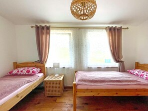 2 bedrooms, iron/ironing board, travel crib, free WiFi - Fewo "herzenslust" (büttelkow)