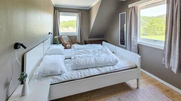 5 makuuhuonetta, ilmainen Wi-Fi