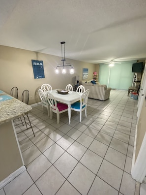 Interior - Pelican Beach First Floor!  Easy Access First Floor Beach Condo!! (Destin)