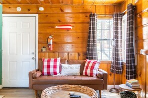 Smart TV, fireplace - Fishing Lodge Cabin 2 at Lakewood Cabins w/ EV Charging (Big Bear Lake)