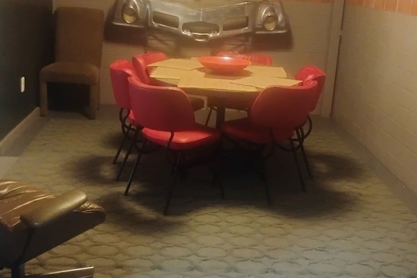 Downstairs dining room 😋
