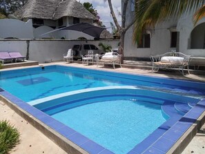 Piscine extérieure