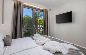 3 slaapkamers, een kluis op de kamer, een strijkplank/strijkijzer