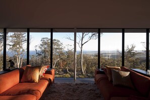 Interior - Rocky Hills Retreats (Swansea)