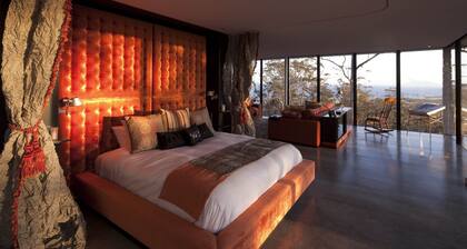 Rocky Hills Retreats