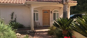 La Cresta guest house with mountain views