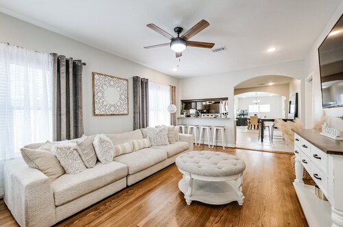 Beautiful Downtown Home Hidden Gem