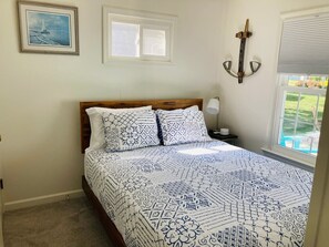 WiFi, bed sheets