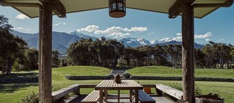 Kanuka Terrace - Luxury Strawbale House