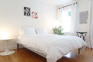 2 habitaciones, tabla de planchar con plancha y wifi gratis 