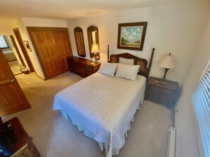 3 chambres, fer et planche à repasser, accès au Wi-Fi (inclus)
