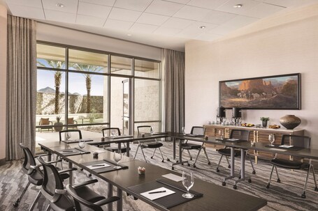 Hilton North Scottsdale At Cavasson - Image 100