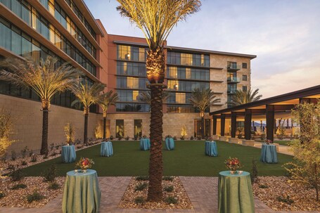 Hilton North Scottsdale At Cavasson - Image 52