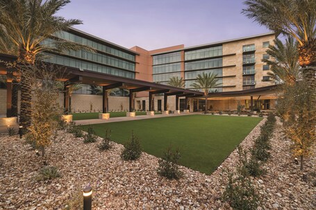 Hilton North Scottsdale At Cavasson - Image 44