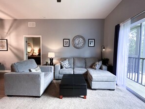 Apartment, 3 Schlafzimmer | Wohnzimmer