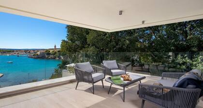 3 bedroom gorgeous apartment in Krk