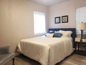 2 bedrooms, desk, iron/ironing board, free WiFi