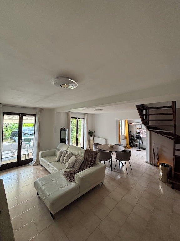 Villa Avec Jardin Agréable (Clim Réversible + Parking Voitures + Abri Vélos) - Bouc-Bel-Air