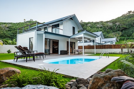 Outdoor pool. Private Fafapiti by Matira Beach