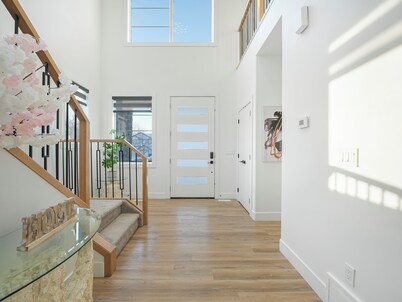 Beautiful 4 bedroom home 5 minutes away from the movie theatre.