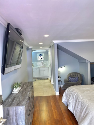 Lovely 1 bedroom Lomita apartment