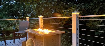 Birdsong Hilltop 2BR w/ Private Balcony + 2 Fire Pits + Peaceful Setting