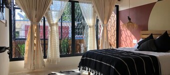 San Bartolo, Casa Crónica