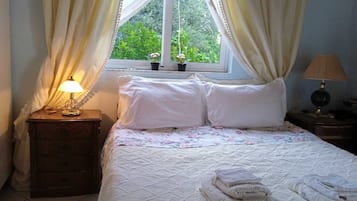 WiFi, bed sheets