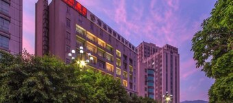 Senlian City Express Hotel (Qingyuan Gulongxia City Beiqi Station Store)