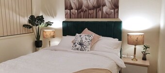 Stylish Home 3mins walk to Worrigee Medical Centre