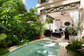 Apartment, 2 Bedrooms | Outdoor spa tub