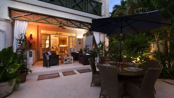 Apartment, 2 Bedrooms | Outdoor dining