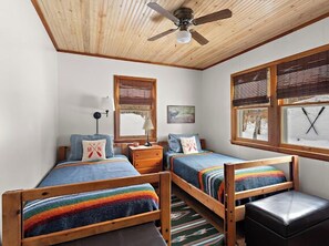 2 bedrooms, free WiFi, bed sheets