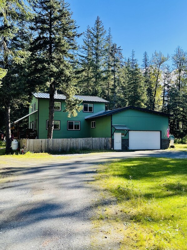 Exterior - Private apartment in our home with separate entry. (Valdez)